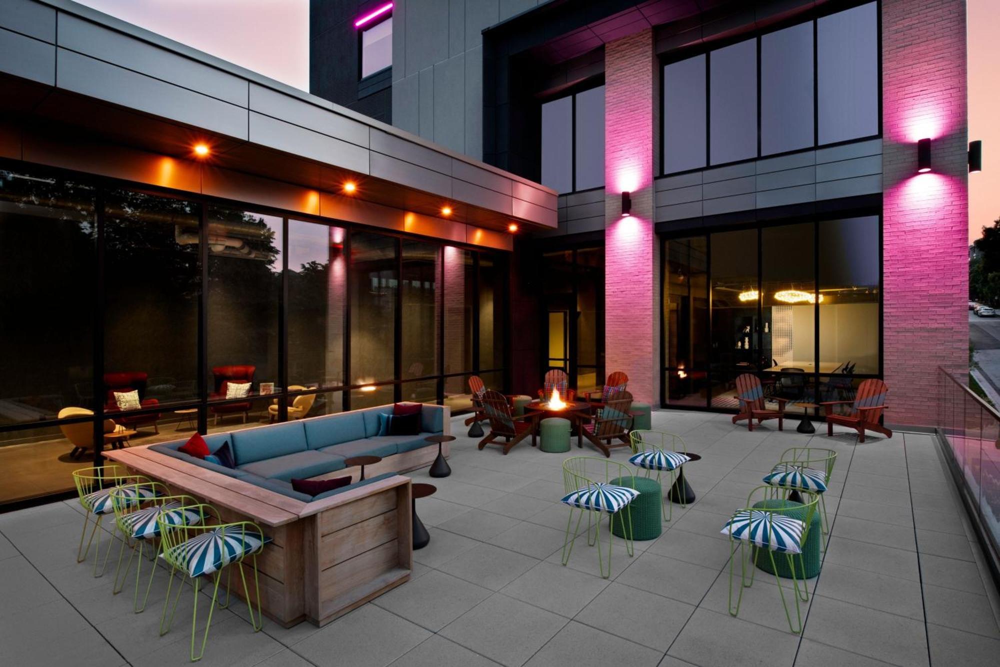 Aloft Kansas City Country Club Plaza Exteriér fotografie